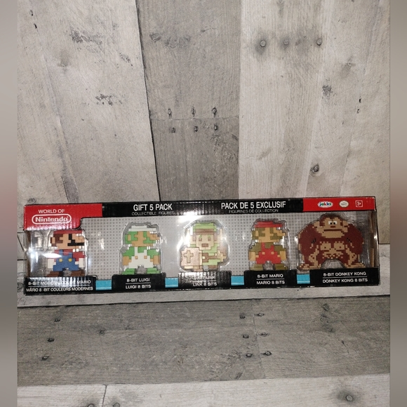 COPY - Super Mario 8 bit collectible figures - Picture 2 of 5
